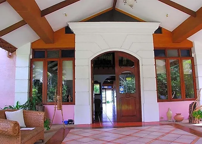 Flores Beachside 4* Cebu